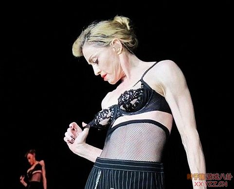 ����Ȧƫ���߹�¶�׵�����Ů